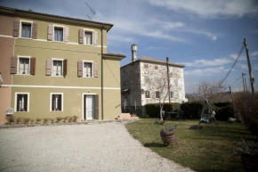 Hotels in Pederobba